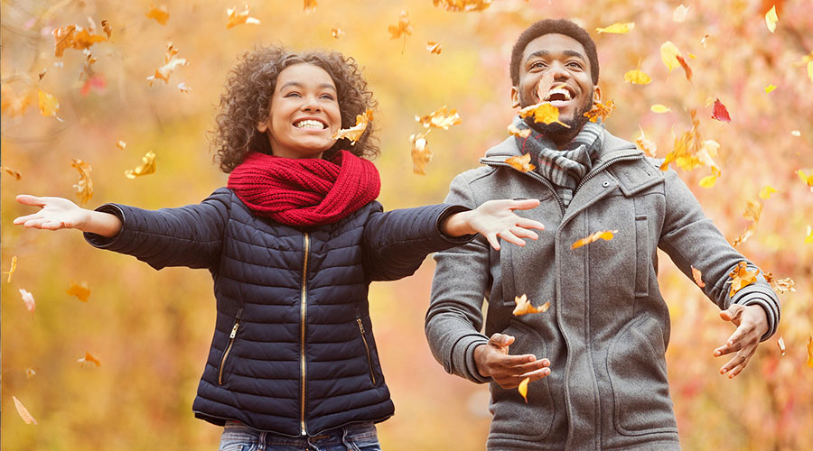 Couple enjoying foliage on an Ohio fall getaway