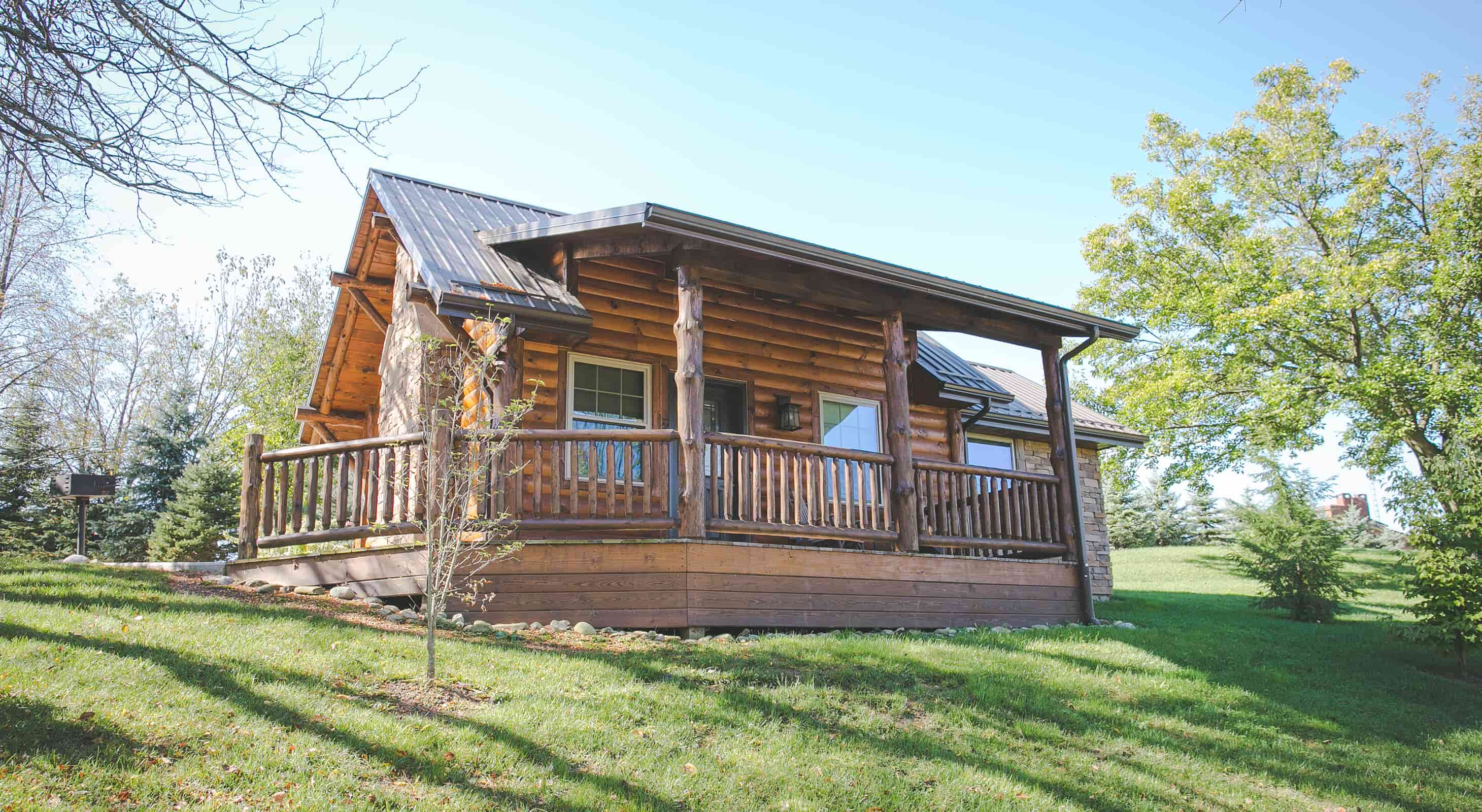 Amish country lodging cabins - a top attraction in Amish country