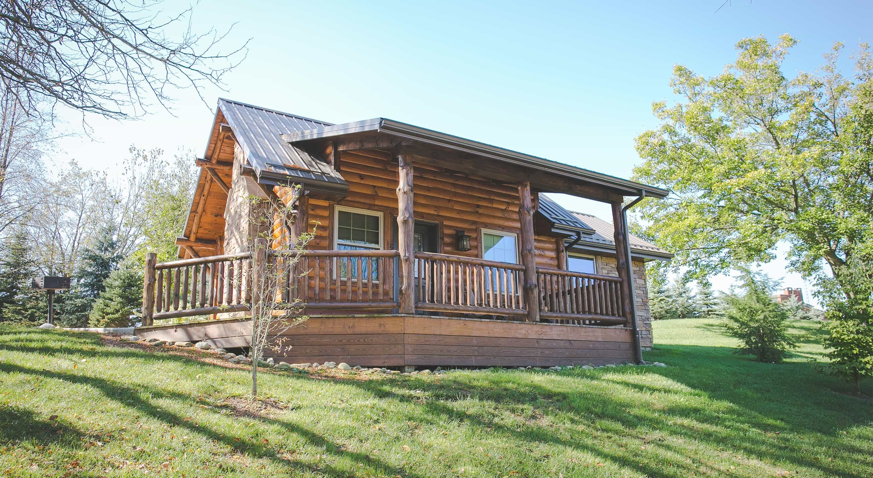 Exterior of Dogwood Log Cabin