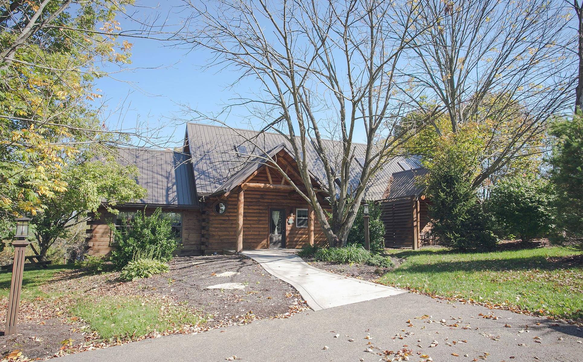 Exterior of Hummingbird Haven Cabin