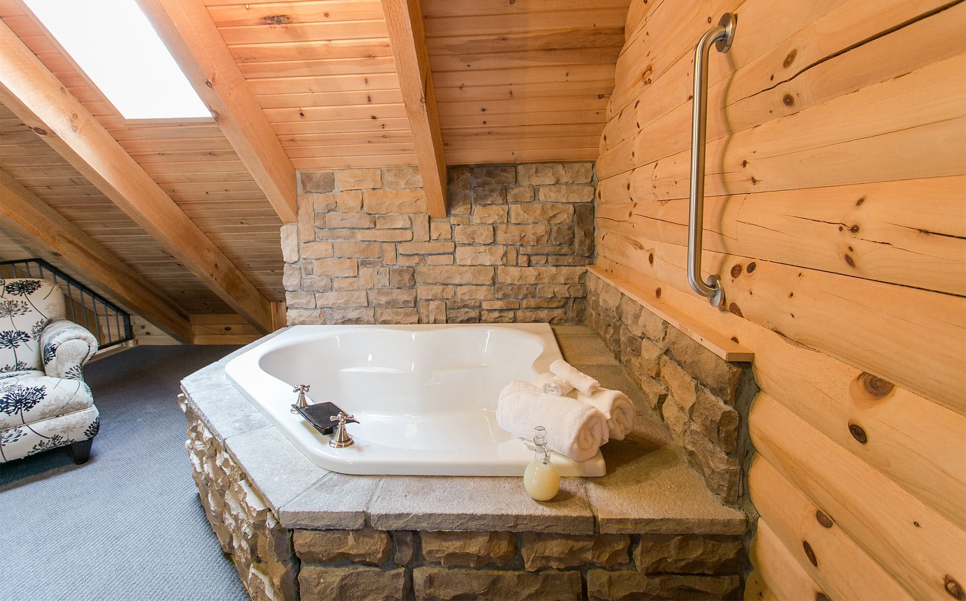 Stone two-person jetted tub