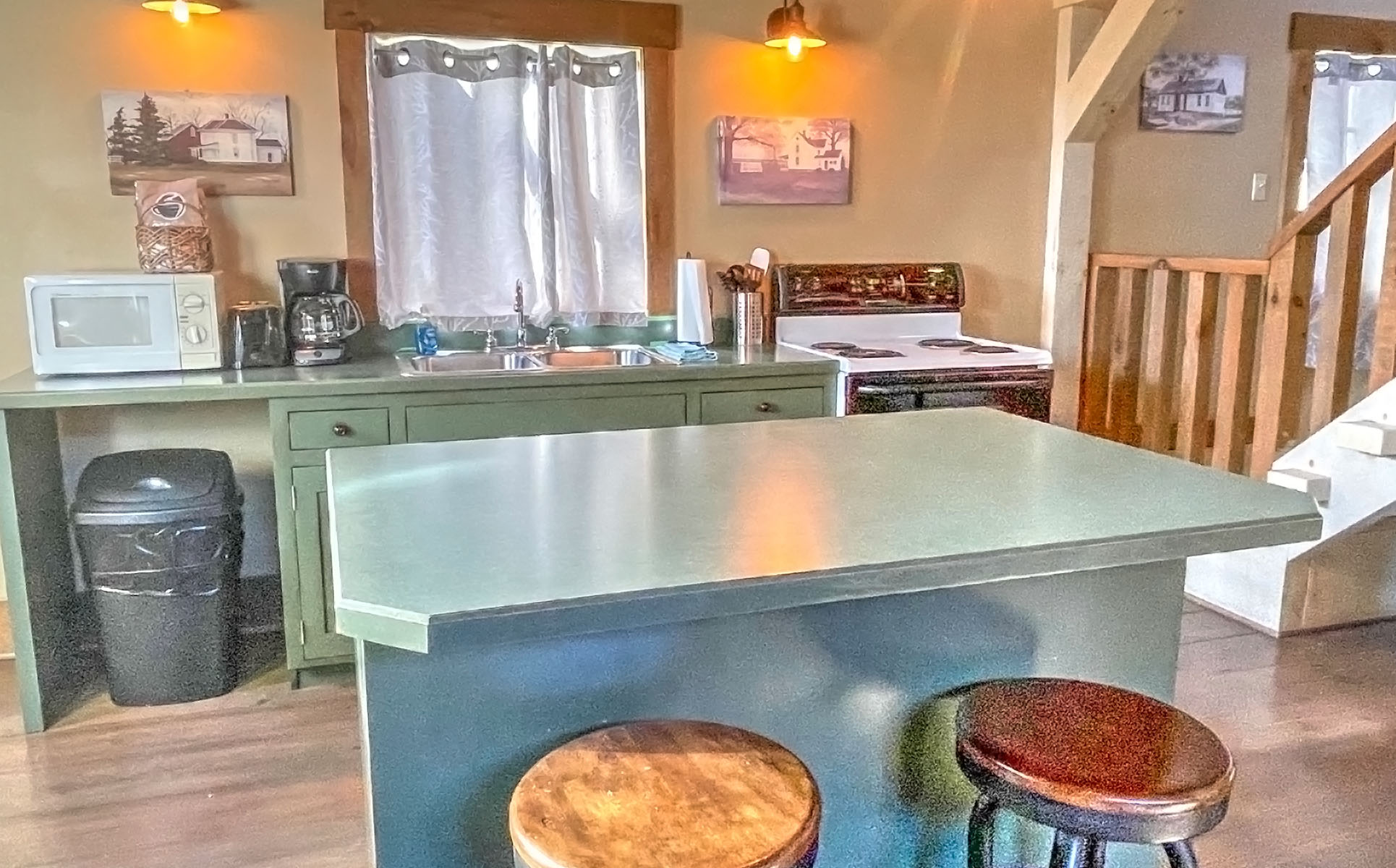 Full kitchen with dining area