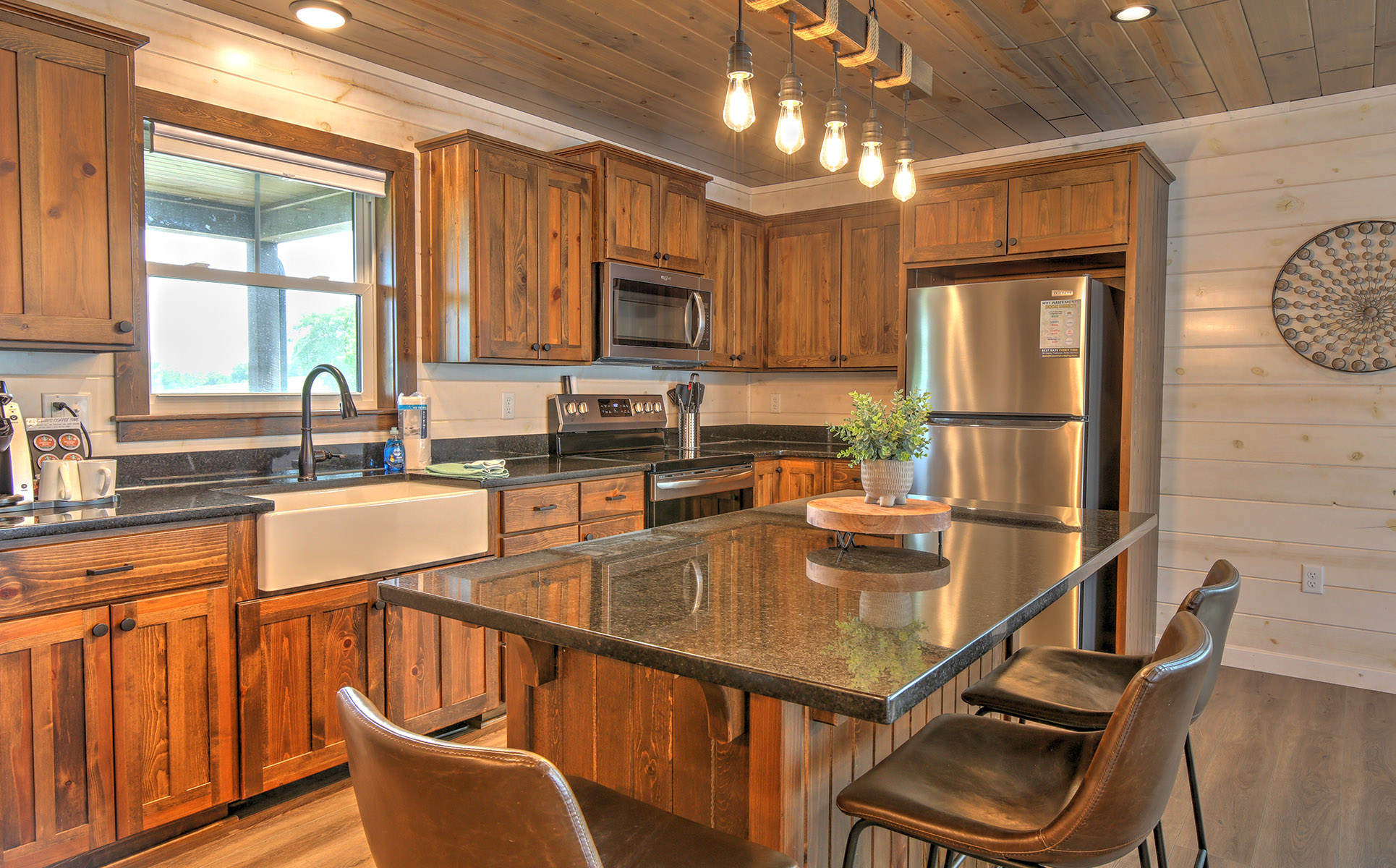 Full kitchen with dining area