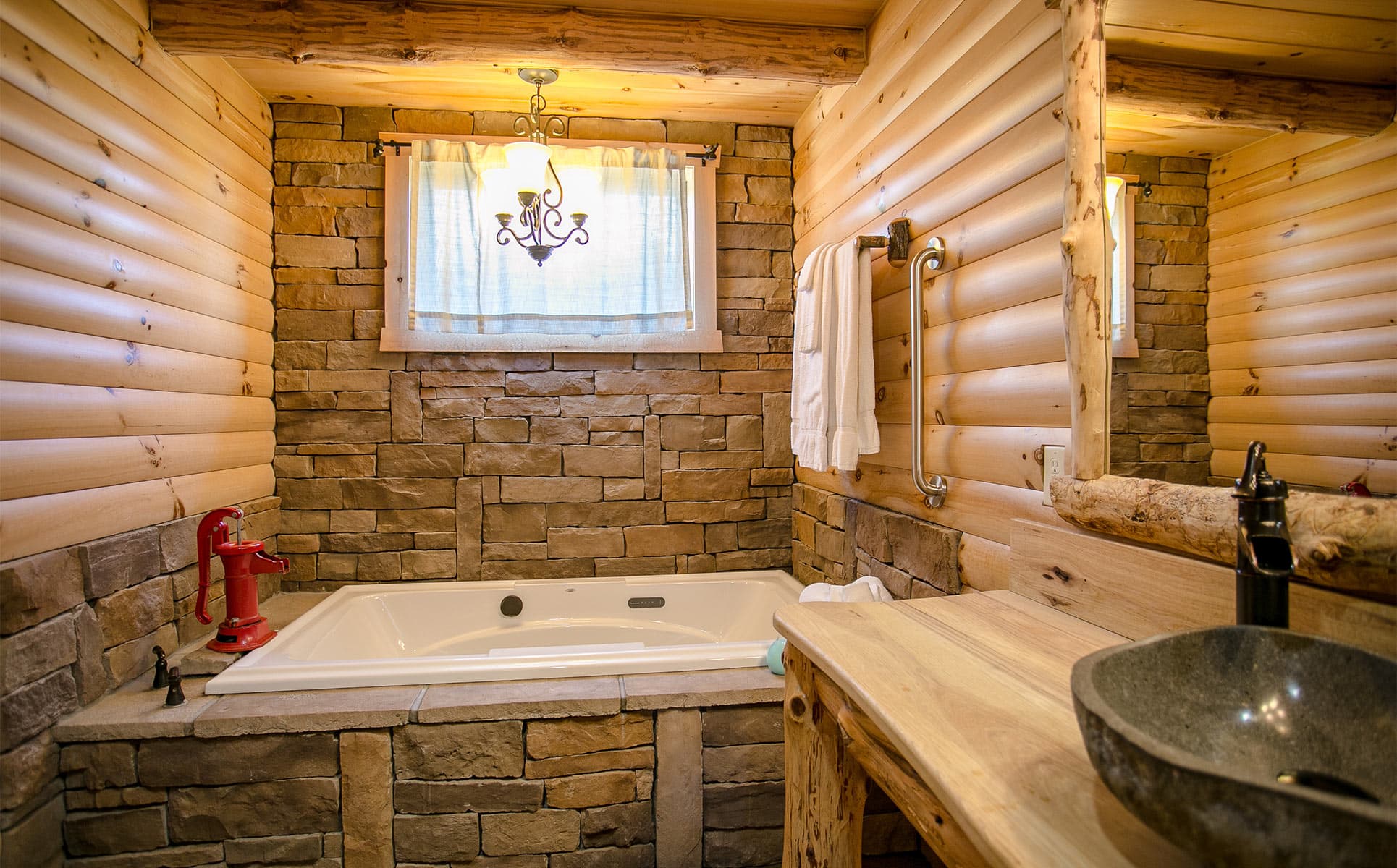 Upstairs Bathroom with 2-person jetted tub