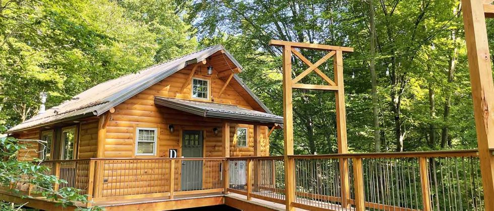 Treehouse rental in ohio's amish country