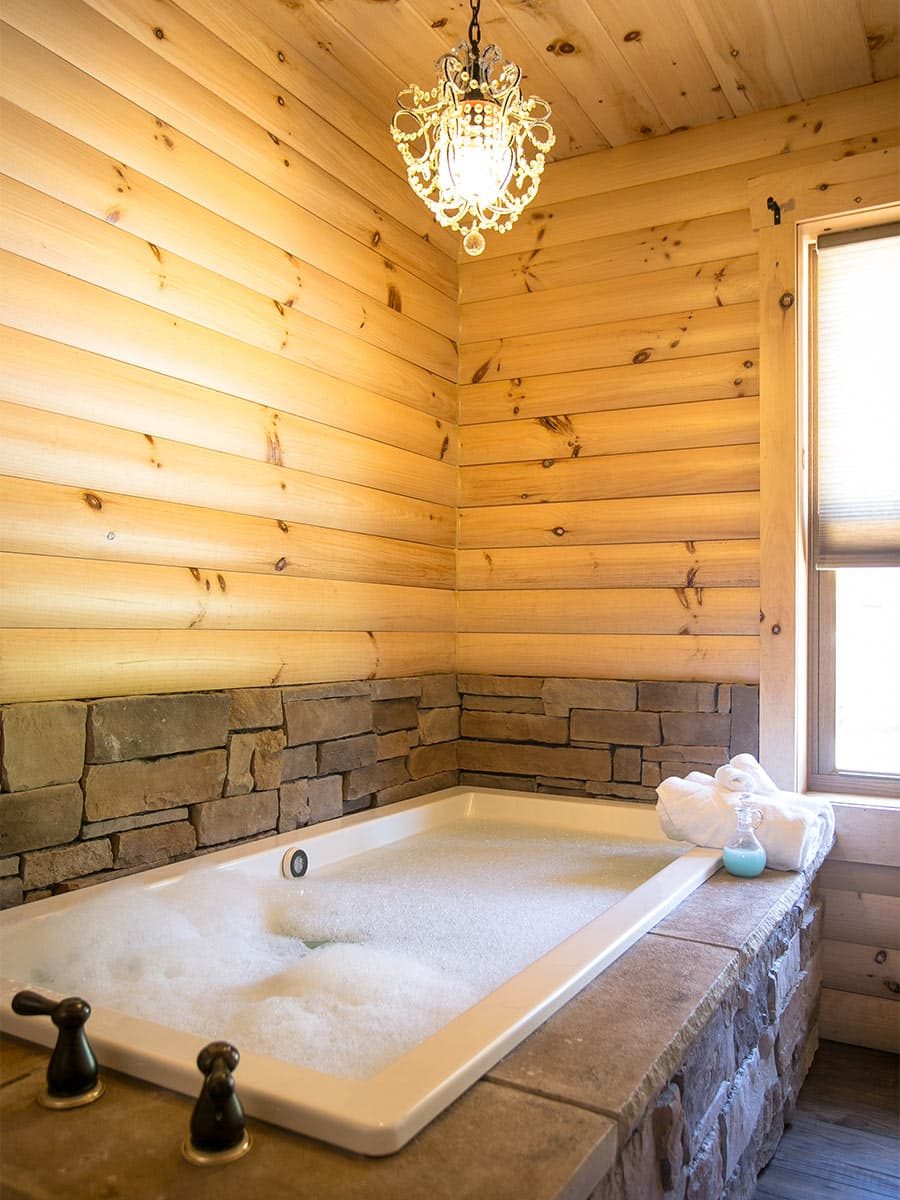 Stone 2-person jetted tub