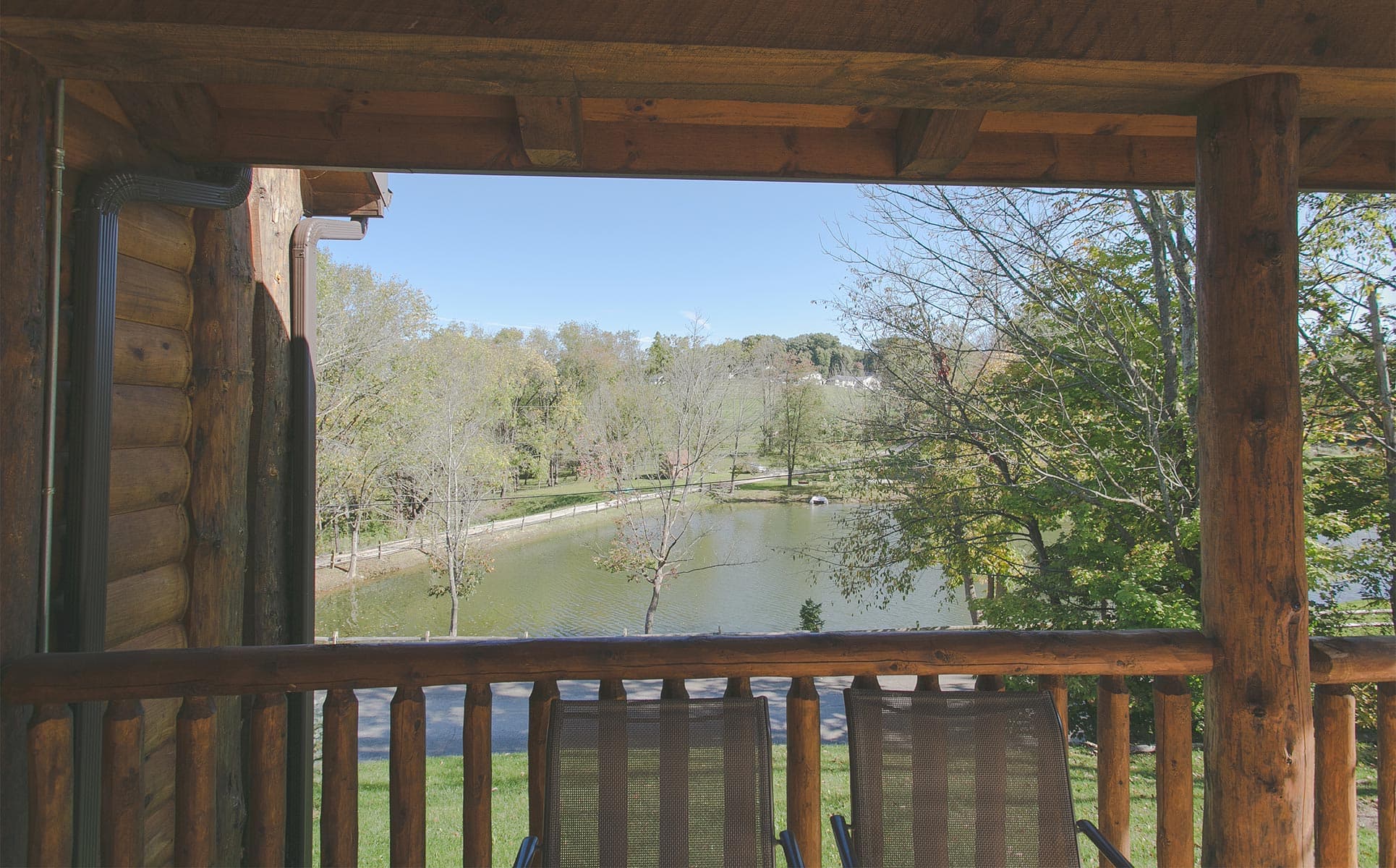 Exterior view of the Pond