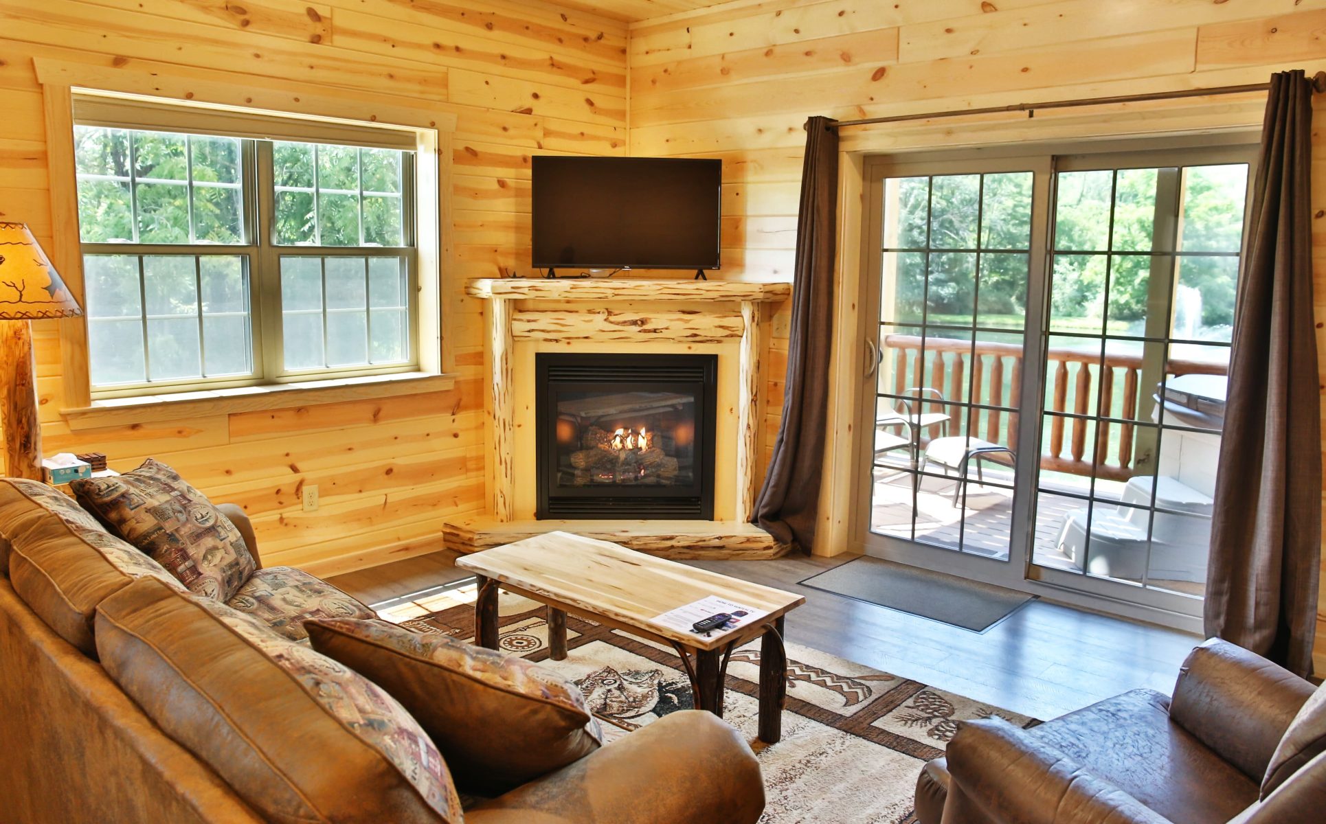 Waterview Lodge Living Room